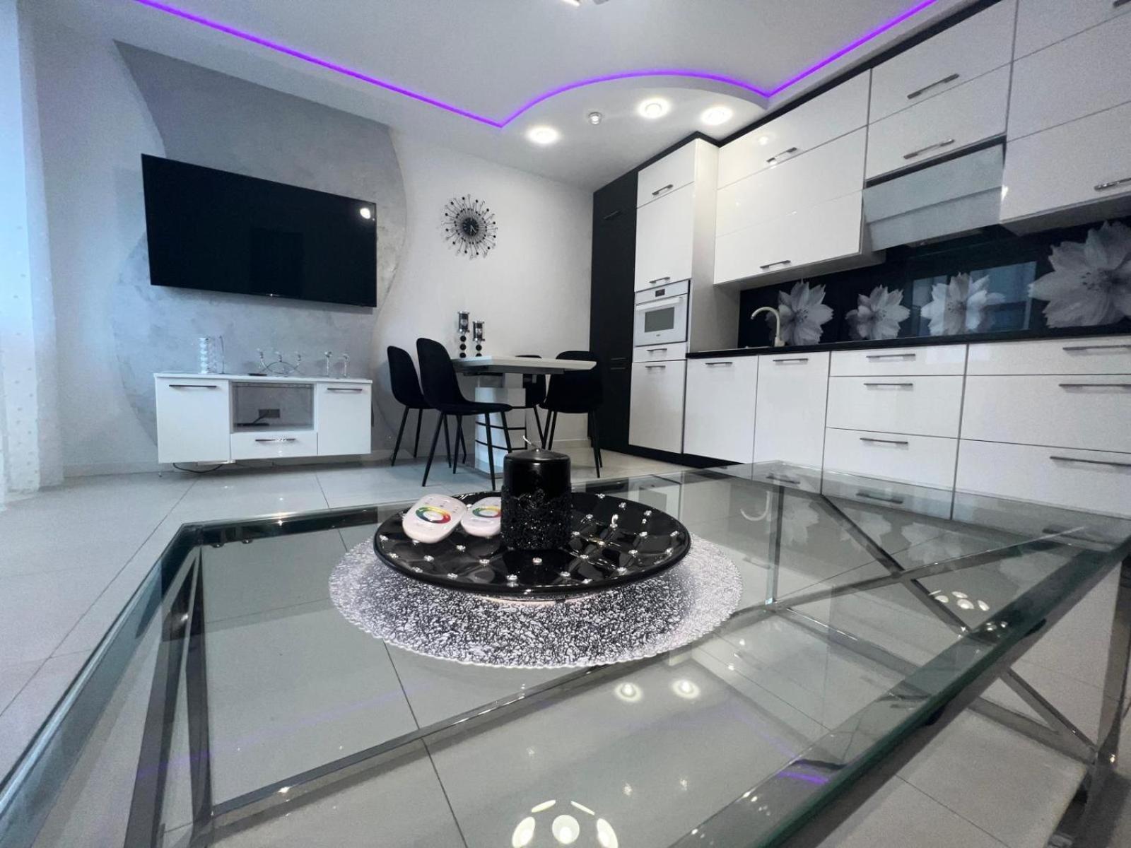 Apartament Z Kuchnia Dla 4 Osob W Centrum Bydgoszczy Mbella Exterior foto